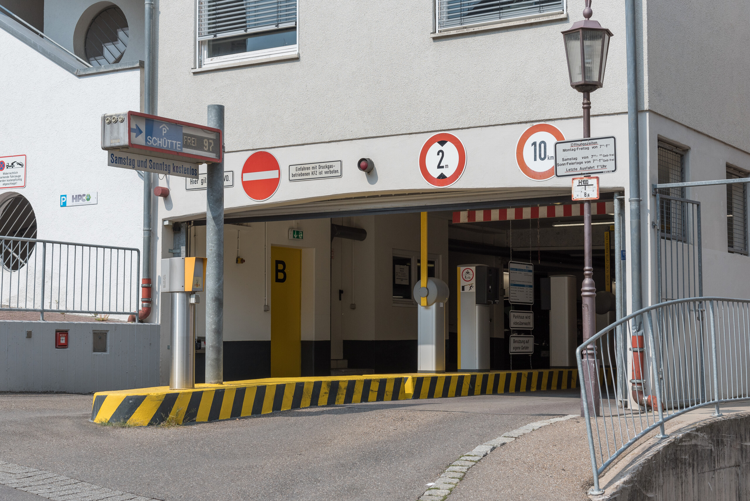 Parkhaus Schütte Durchfahrtshöhe